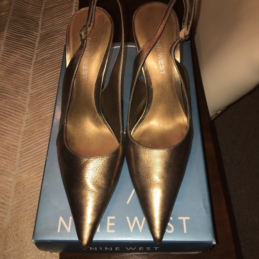 Nine West Bronze stiletto slingback